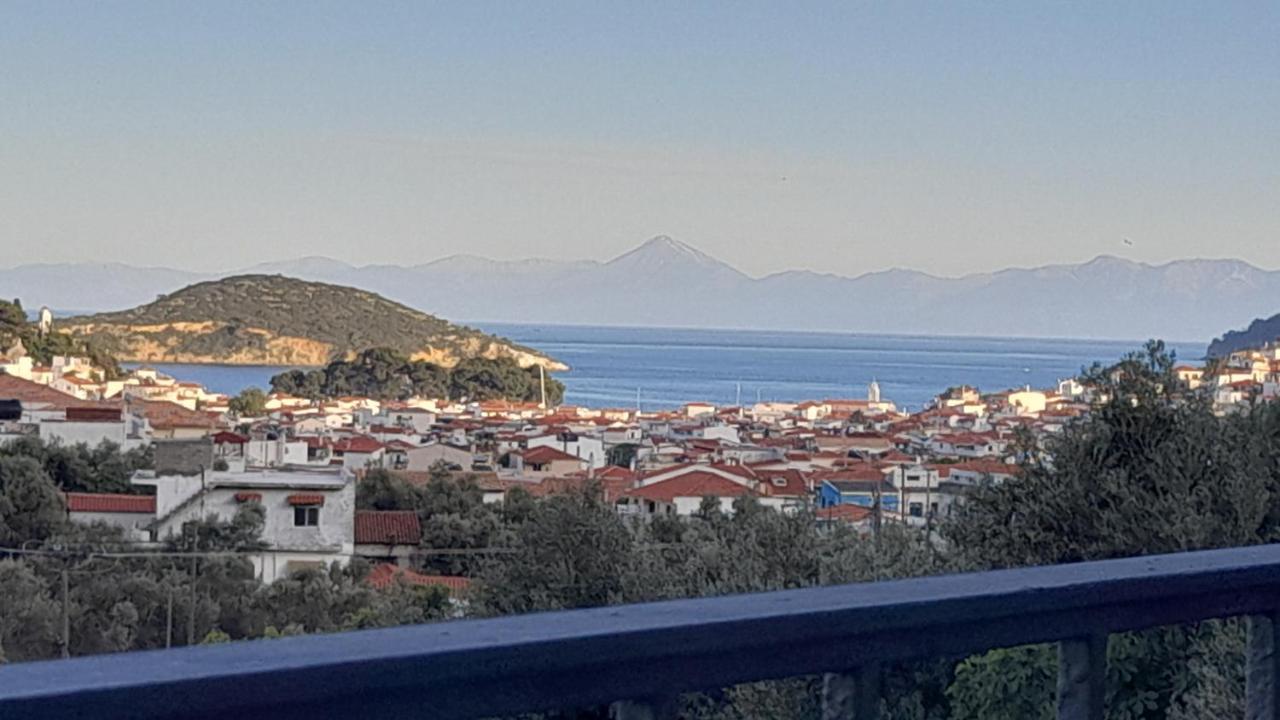 Aparthotel Country Skiathos Town