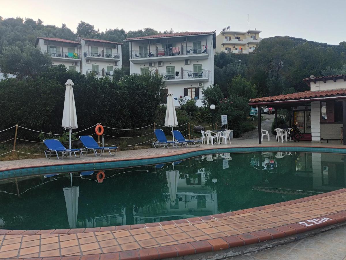 Country Aparthotel Skiathos Town