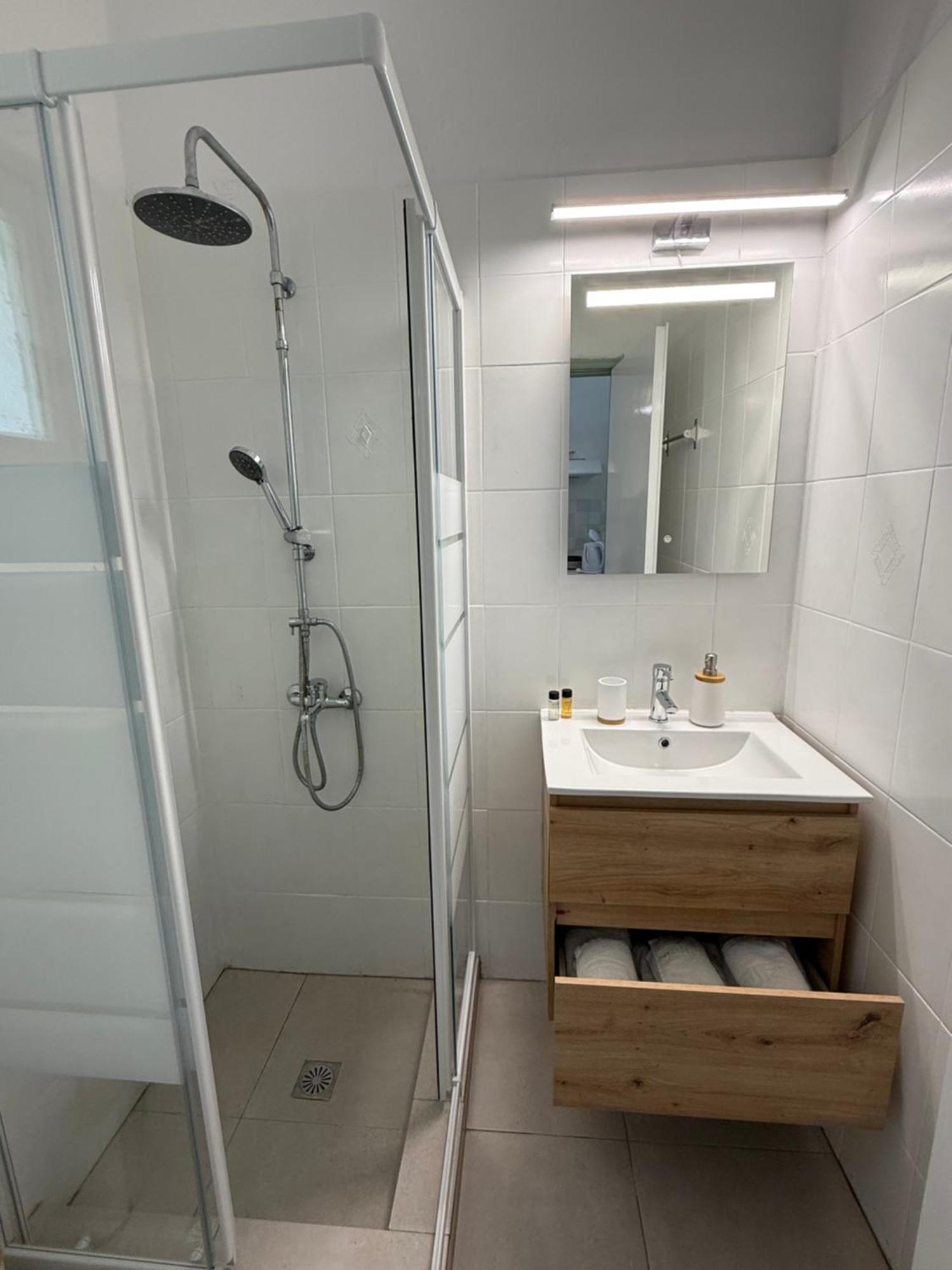 Country Aparthotel Skiathos Town