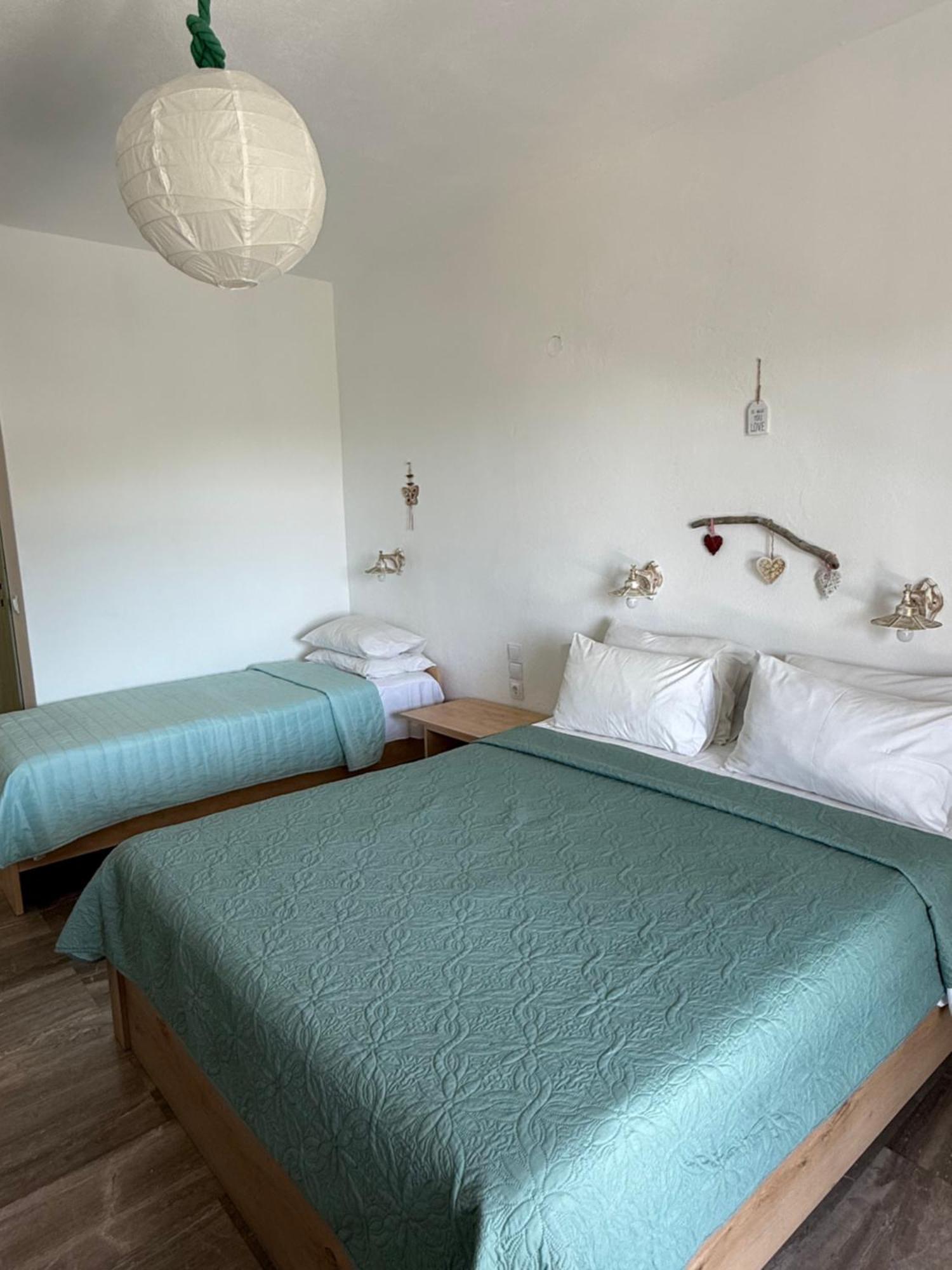 Aparthotel Country Skiathos Town